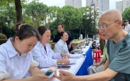 蜀山区快讯：“健康社区，健康相伴”小区义诊活动纪实